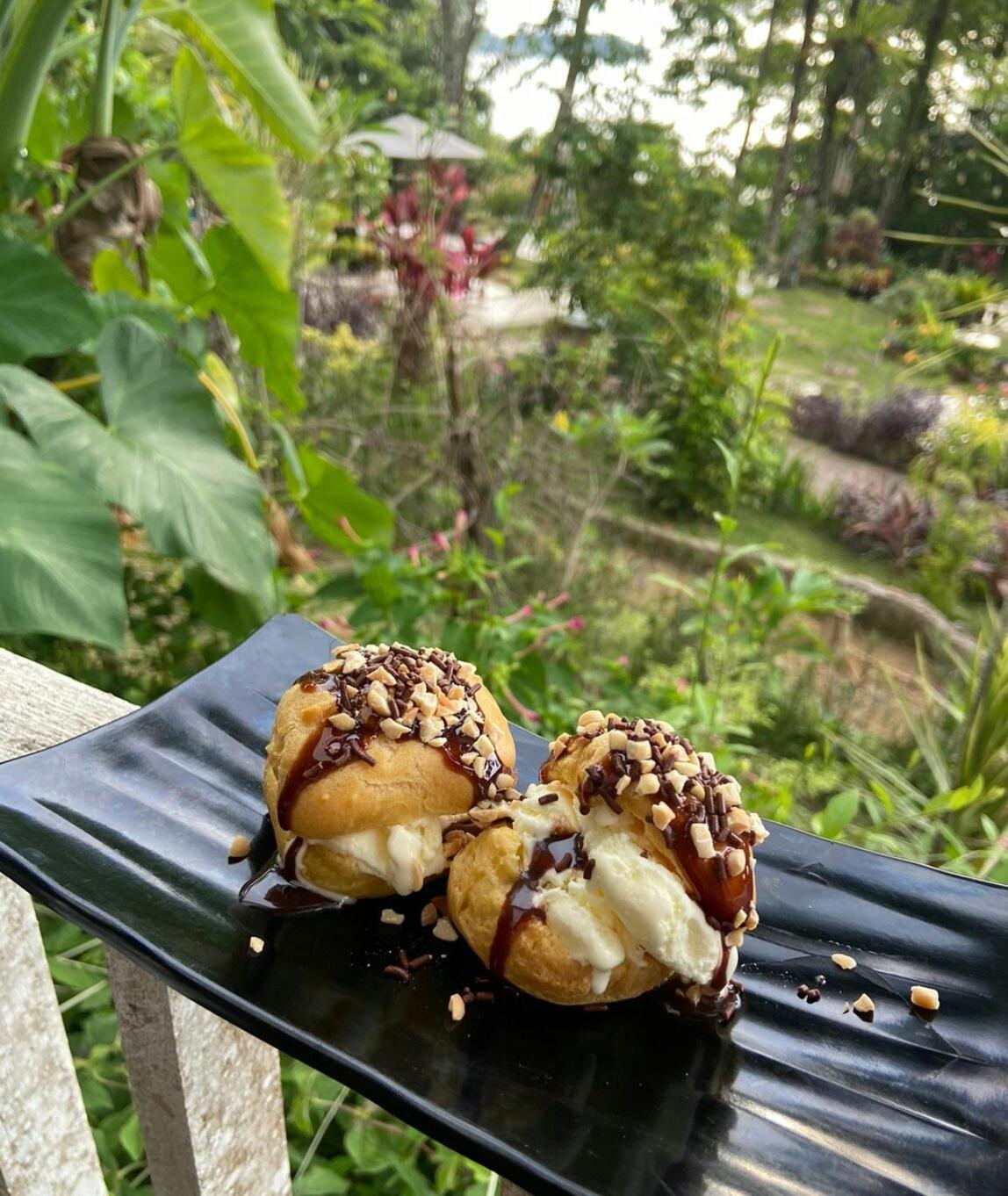 Air Manis Hillside Villa Cafe & Resto Padang  Zewnętrze zdjęcie